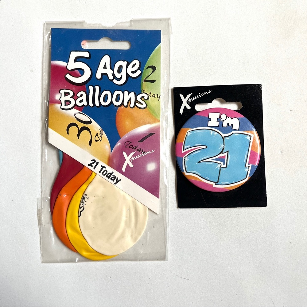 Age 21 Balloons & badge- Party Decorations Set
